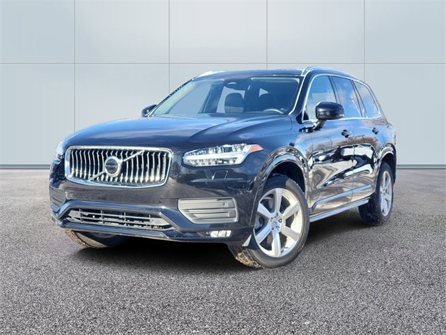 2023 Volvo XC90 B5 Core SUV