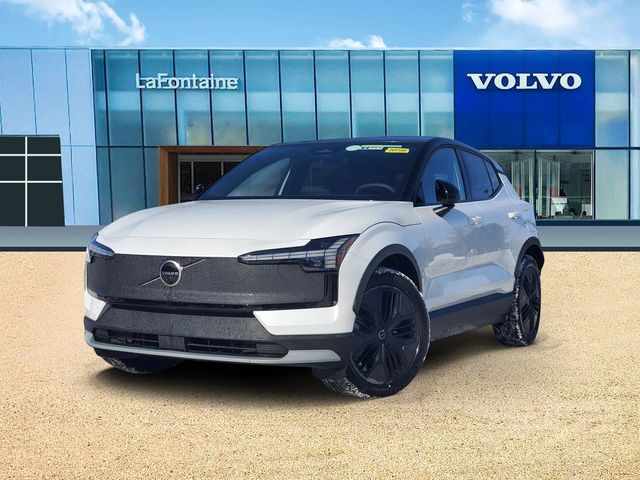 2026 Volvo EX30 Twin Motor Cross Country Ultra's photo