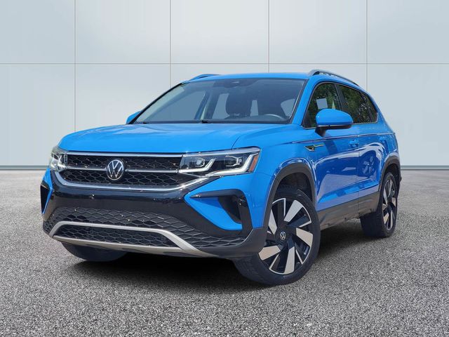 2024 Volkswagen Taos 1.5T SEL 4Motion's photo