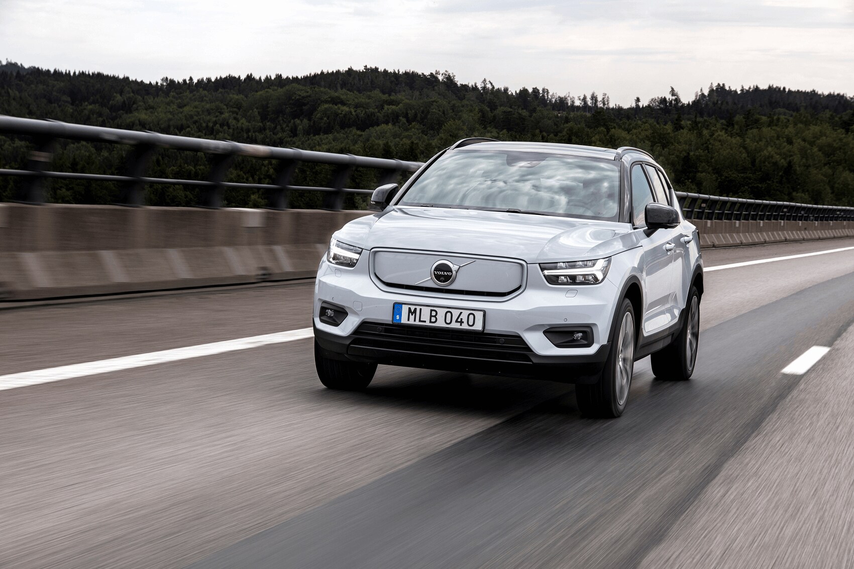 Volvo xc40 recharge performance discount
