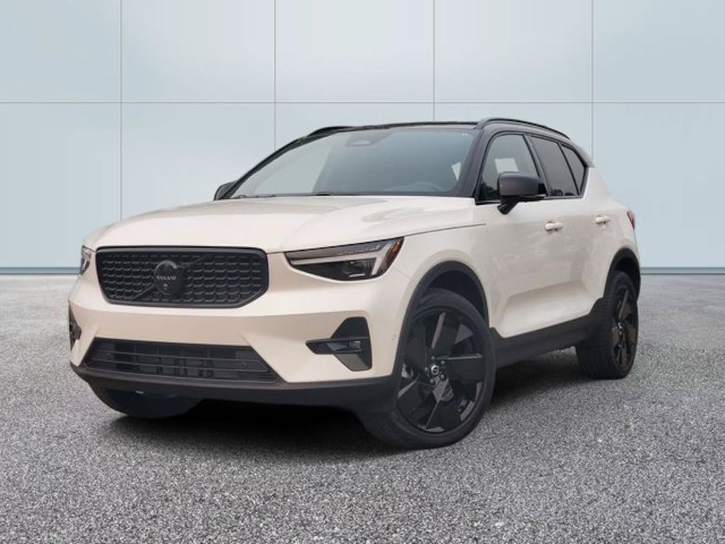 Certified 2026 Volvo XC40 B5 Ultra Black Edition SUV