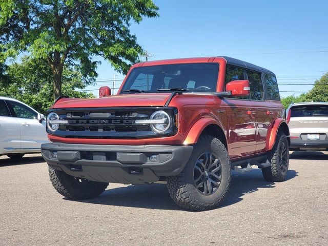 2024 Ford Bronco Outer Banks 4x4's photo