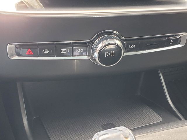 2026 Volvo XC90 Plus - Photo 24