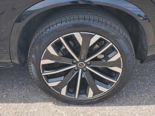 2026 Volvo XC90 Plus - Photo 7
