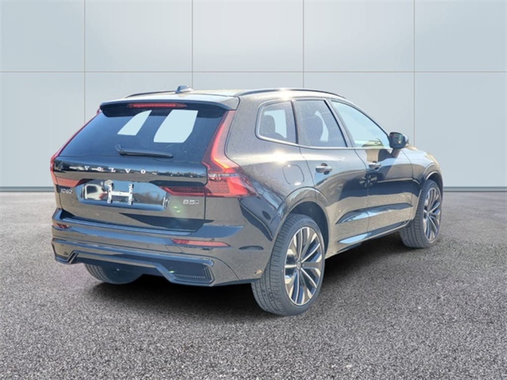 New 2026 Volvo XC60 B5 Ultra SUV