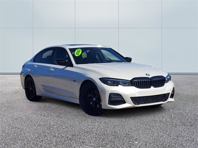 2022 BMW 3 Series 330e iPerformance Sedan