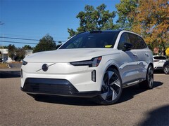 2025 Volvo EX90 Twin Motor Performance Ultra 6-Seater AWD SUV 25Y376 2025 Volvo EX90 Twin Motor Performance Ultra 6-Seater AWD SUV 25Y376