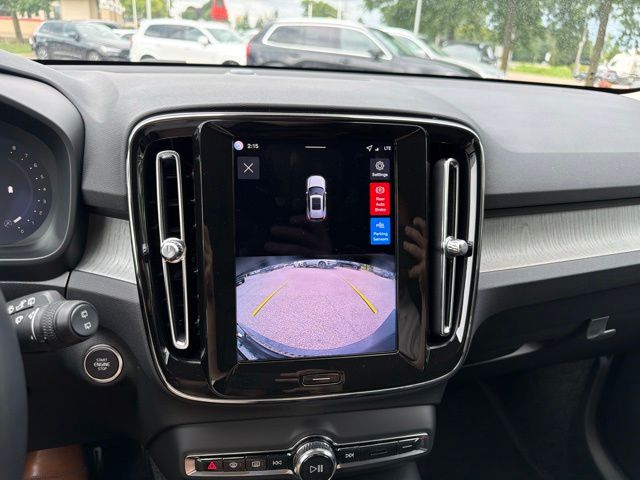 2026 Volvo XC40 Core - Photo 12