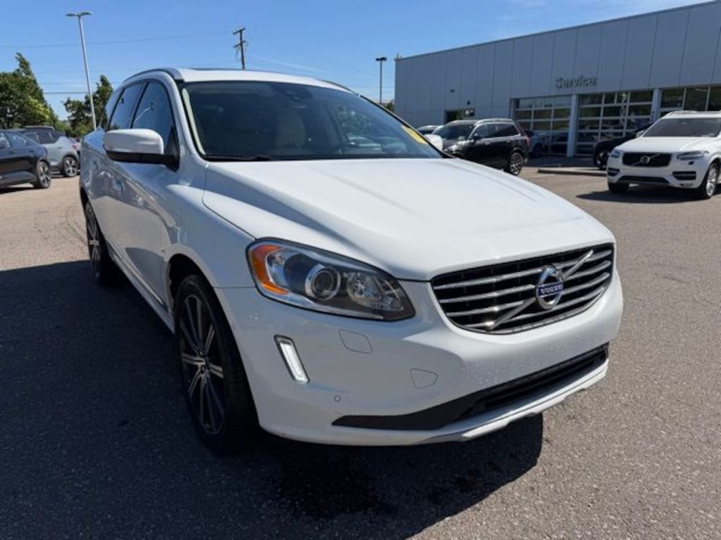Used 2017 Volvo XC60 T6 Inscription SUV