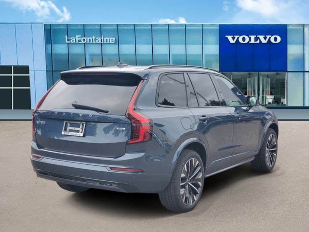 New 2026 Volvo XC90 plug-in hybrid T8 Ultra Dark Theme 7-Seater SUV