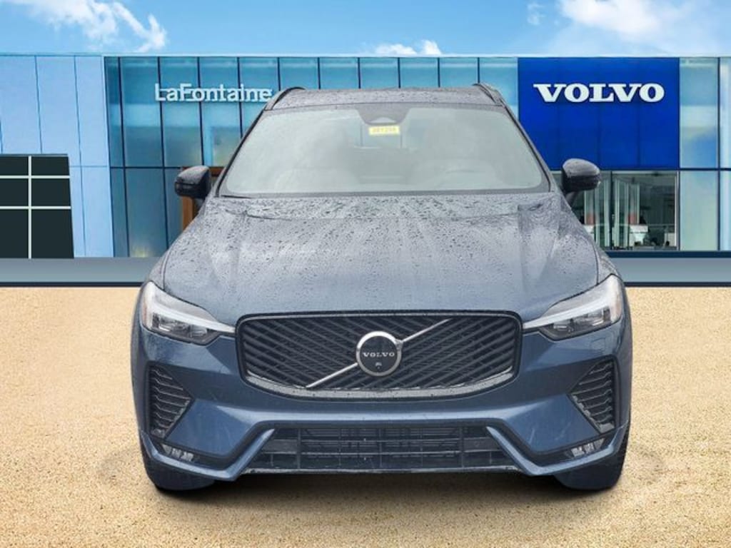 New 2026 Volvo XC60 B5 Plus SUV