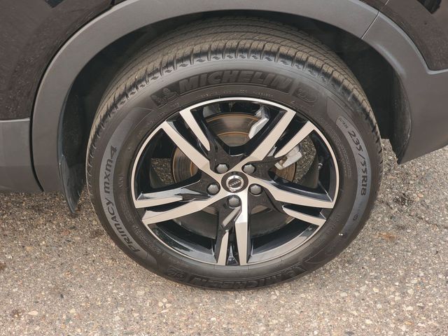 2026 Volvo XC40 Core - Photo 7