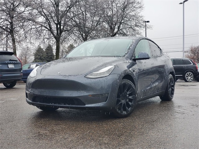 2020 Tesla Model Y Long Range's photo