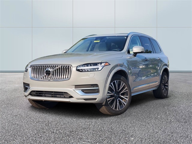 2025 Volvo XC90 Plug-In Hybrid T8 Plus