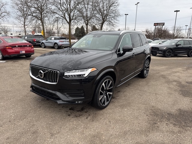2021 Volvo XC90 Base's photo