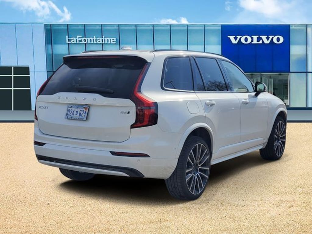 New 2026 Volvo XC90 B6 Ultra Dark Theme 6-Seater SUV