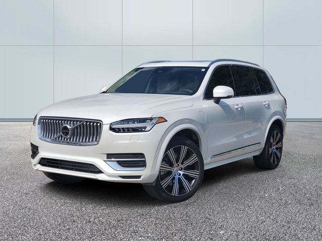 2025 Volvo XC90 Plug-In Hybrid