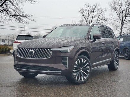 Used 2025 Volvo XC90 B5 Plus SUV for Sale near Detroit