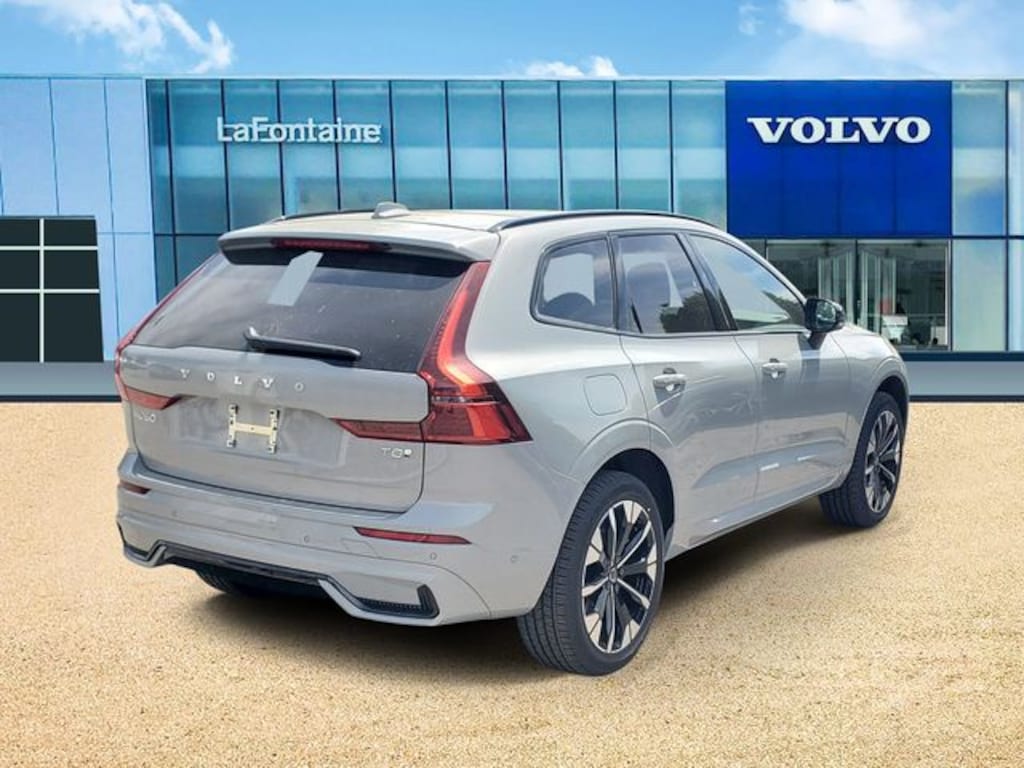 New 2026 Volvo XC60 plug-in hybrid T8 Plus SUV