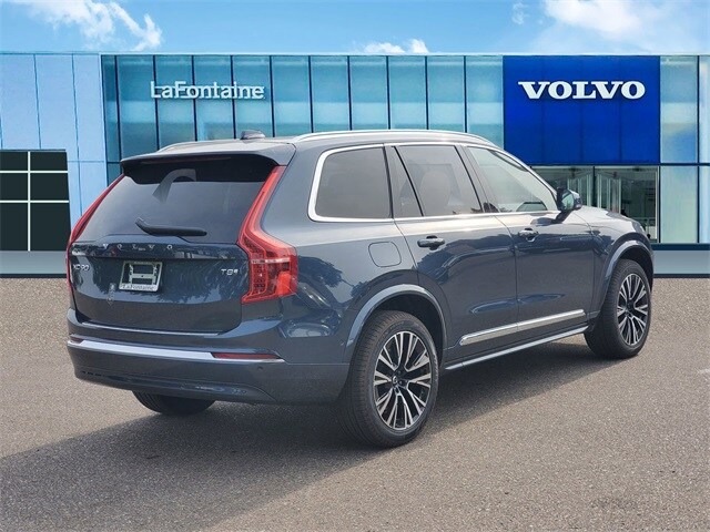 2025 Volvo XC90 T8 Plus photo 4