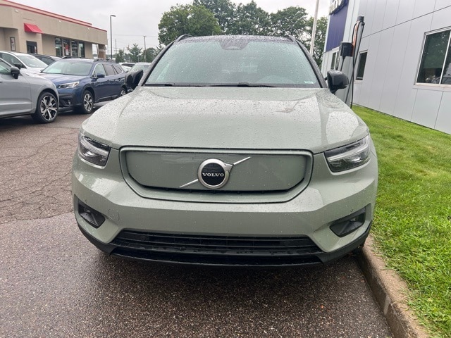 Used 2021 Volvo XC40 Recharge with VIN YV4ED3UR1M2522762 for sale in Farmington, MI