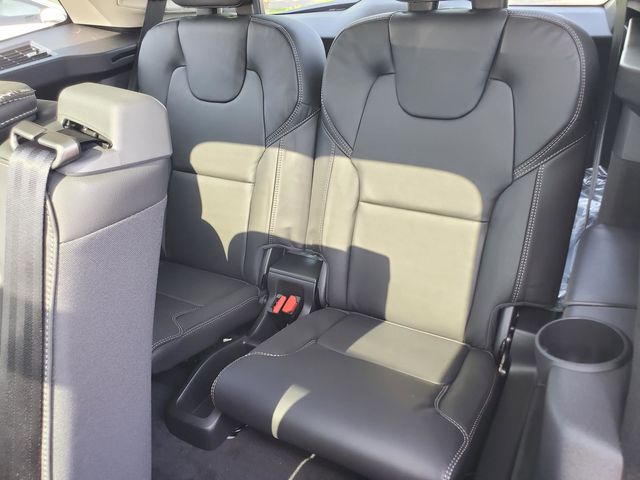 2026 Volvo XC90 Ultra - Photo 33