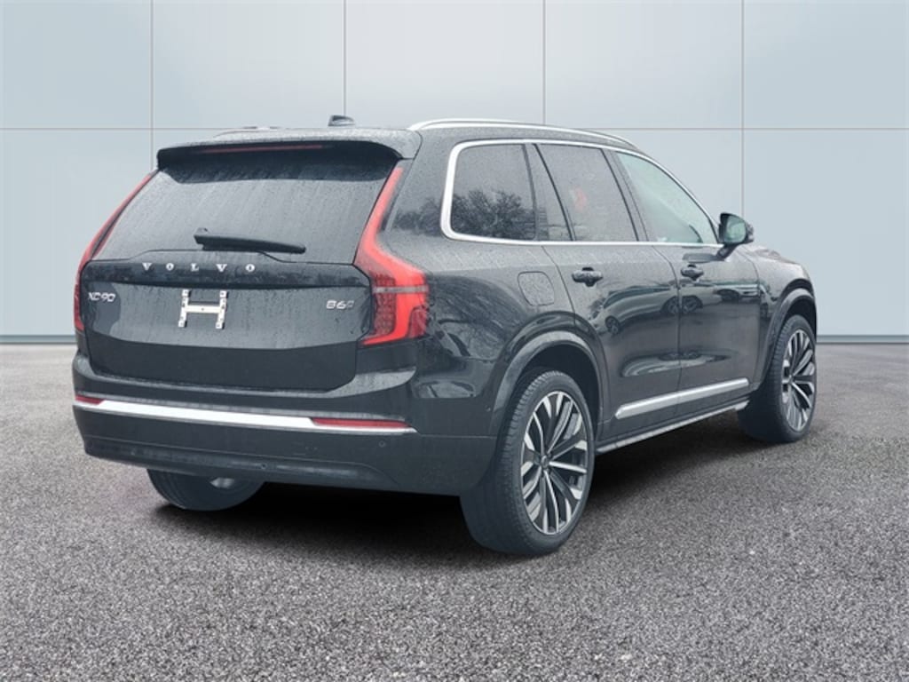 Used 2025 Volvo XC90 B6 Plus 7-Seater SUV