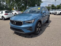 2023 Volvo XC40 Ultimate SUV