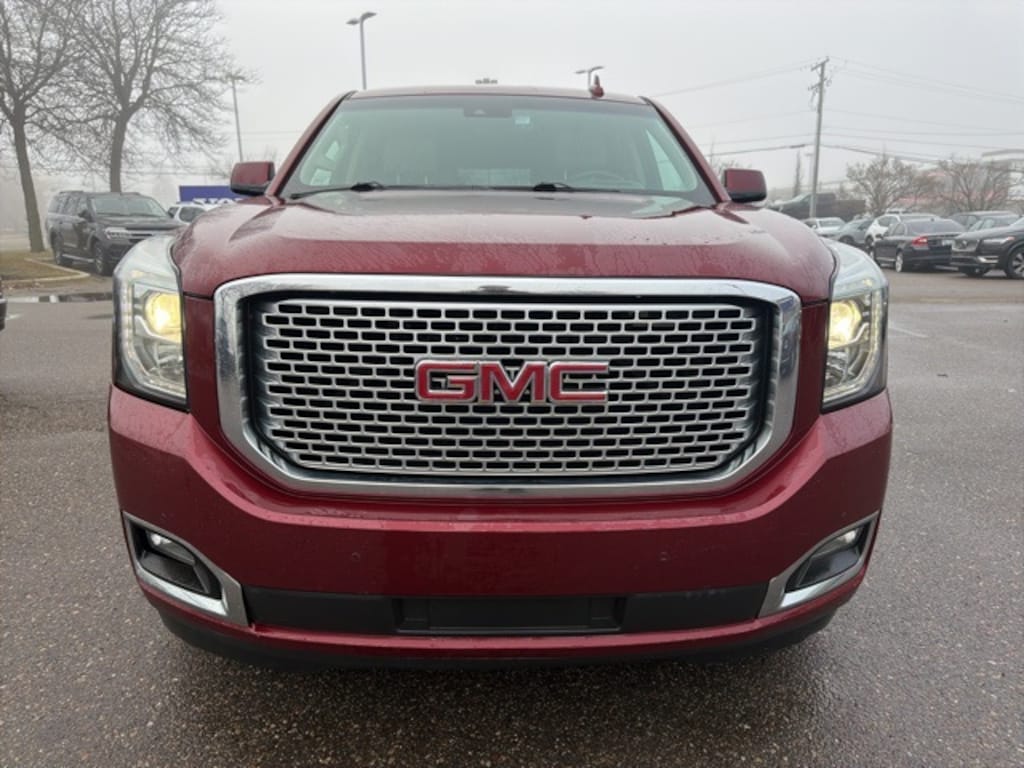 Used 2016 GMC Yukon XL Denali SUV