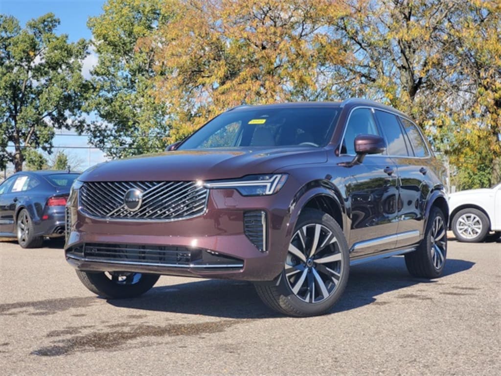 New 2026 Volvo XC90 B5 Core SUV