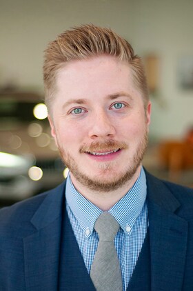 Staff member Greg Ostrowski  from ID_594b5746cf00