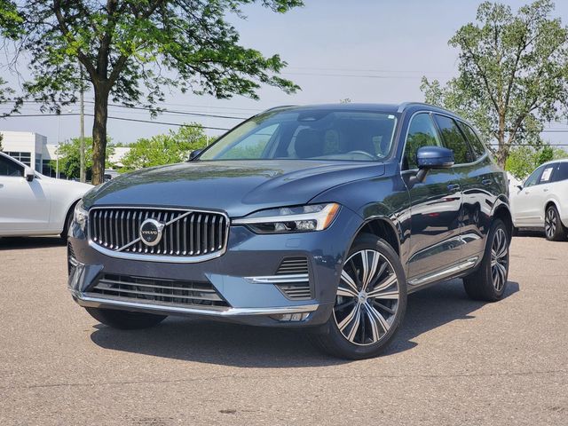 2023 Volvo XC60 B5 Plus Bright Theme AWD's photo