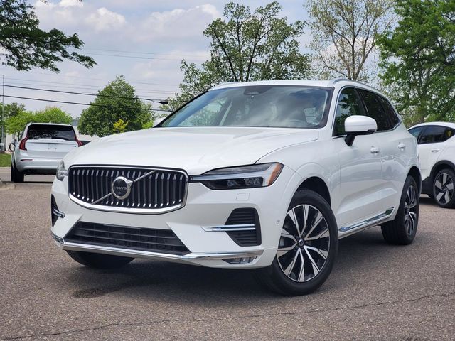 2023 Volvo XC60 B5 Plus Bright Theme AWD's photo