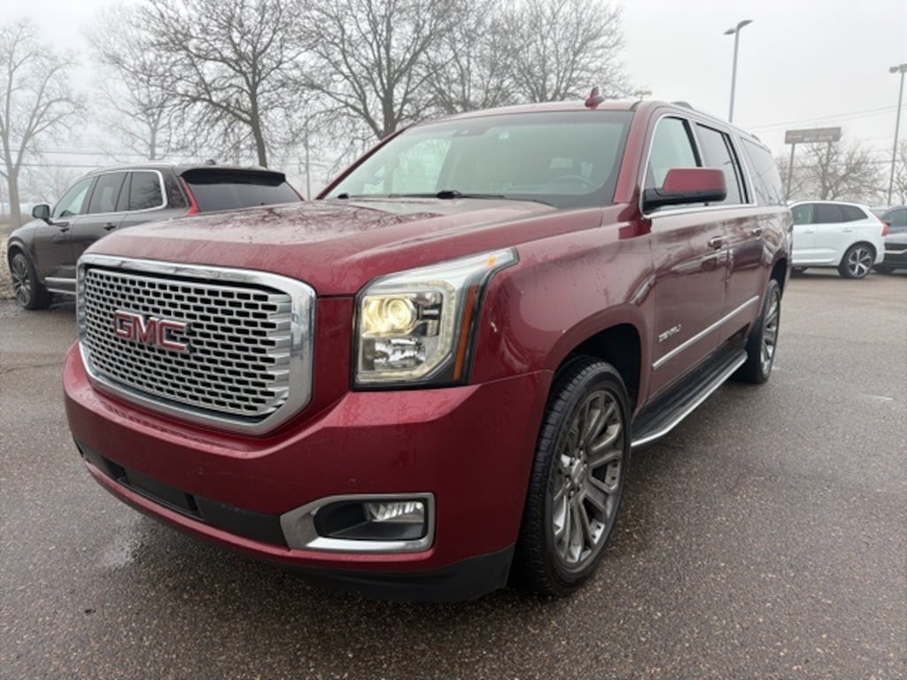 Used 2016 GMC Yukon XL Denali SUV