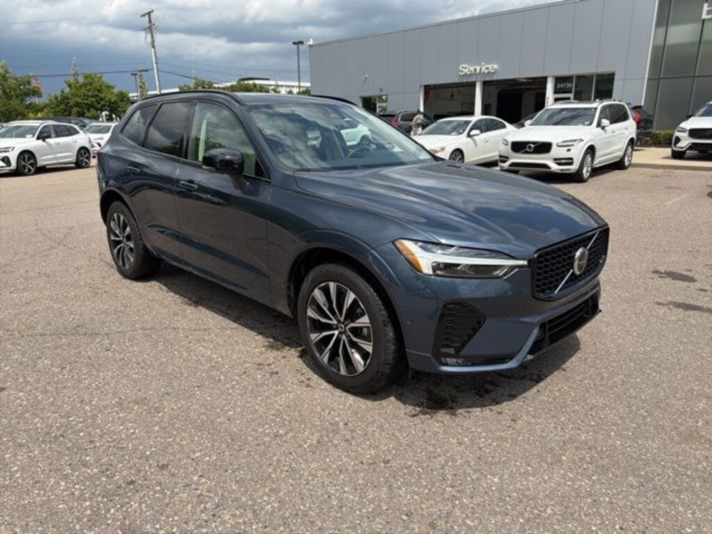Used 2025 Volvo XC60 B5 Plus SUV