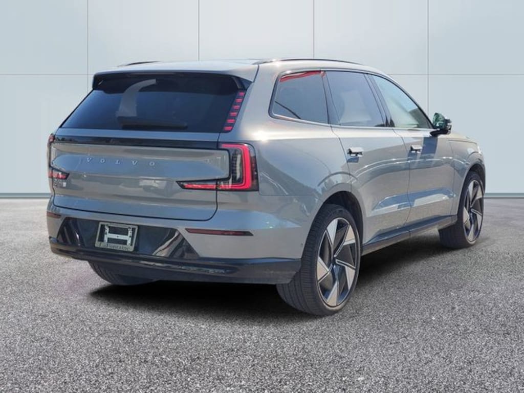 Used 2025 Volvo EX90 Twin Motor Performance Plus SUV