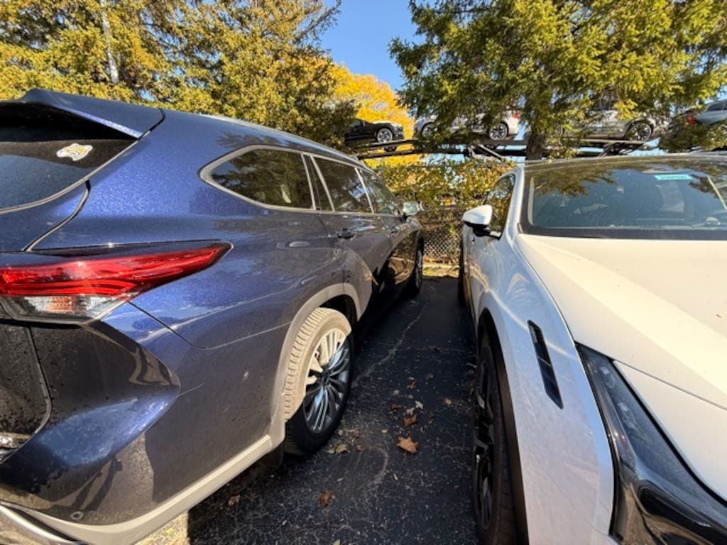 Used 2022 Toyota Highlander Platinum SUV