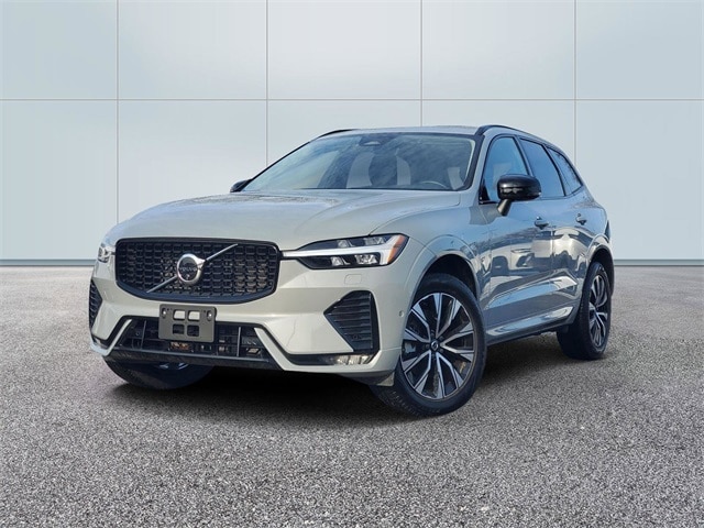 2025 Volvo XC60 Plus's photo