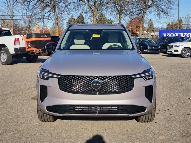 2026 Volvo XC90 photo 2