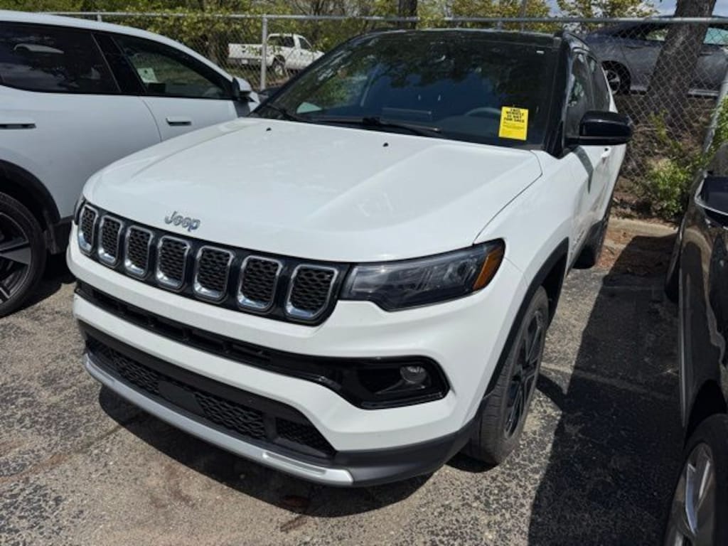 Used 2023 Jeep Compass Limited SUV