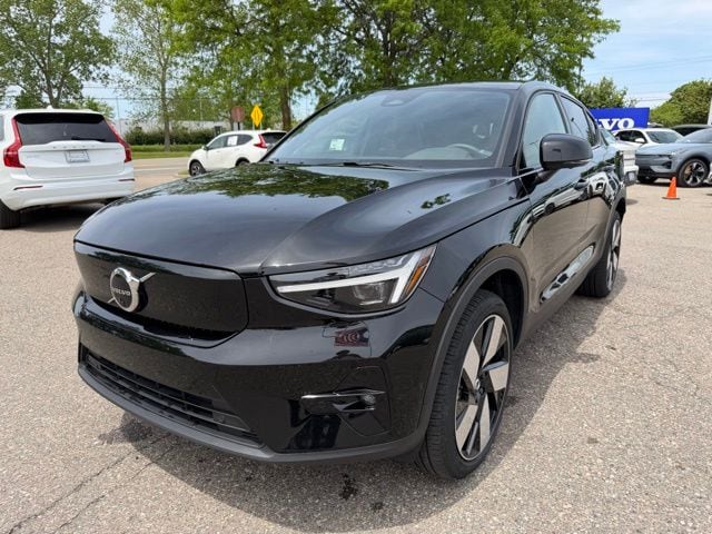 2023 Volvo C40 P8 Recharge Ultimate AWD's photo