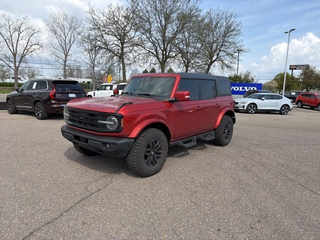 2024 Ford Bronco Outer Banks 4x4's photo