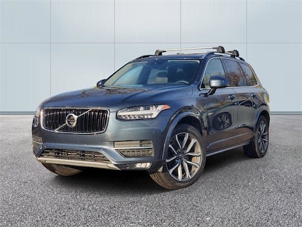 Used 2019 Volvo XC90 T5 Momentum SUV for Sale near Detroit