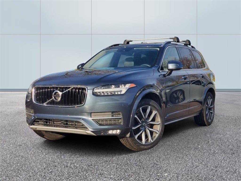 Used 2019 Volvo XC90 T5 Momentum SUV