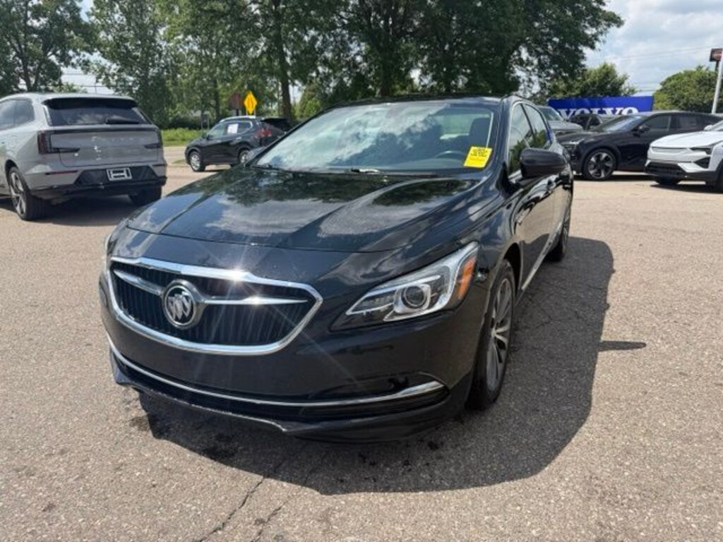 Used 2019 Buick Lacrosse Preferred Sedan