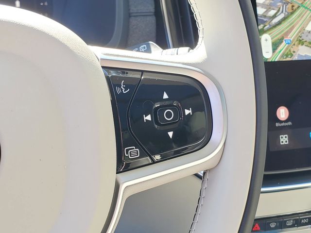 2026 Volvo XC90 Ultra - Photo 21
