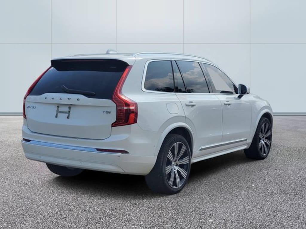 Certified 2025 Volvo XC90 Plug-In Hybrid T8 Plus SUV