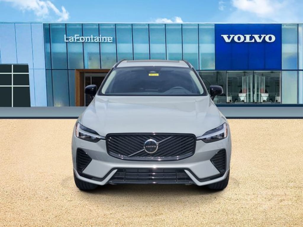 New 2026 Volvo XC60 plug-in hybrid T8 Plus SUV