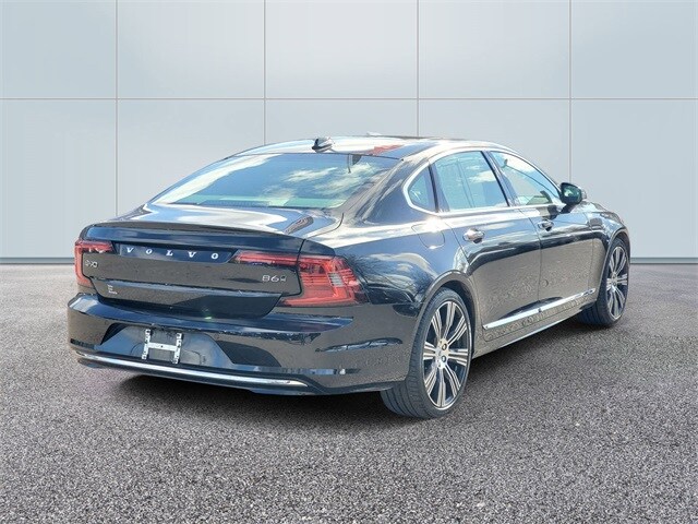 2022 Volvo S90 Inscription photo 4