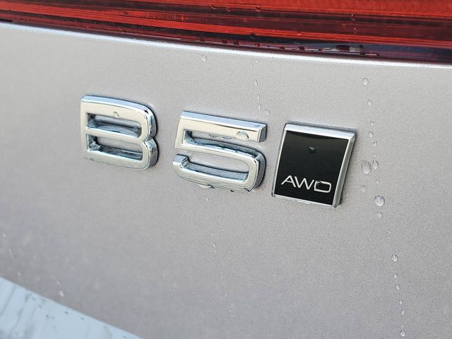 2026 Volvo XC60 Plus - Photo 8